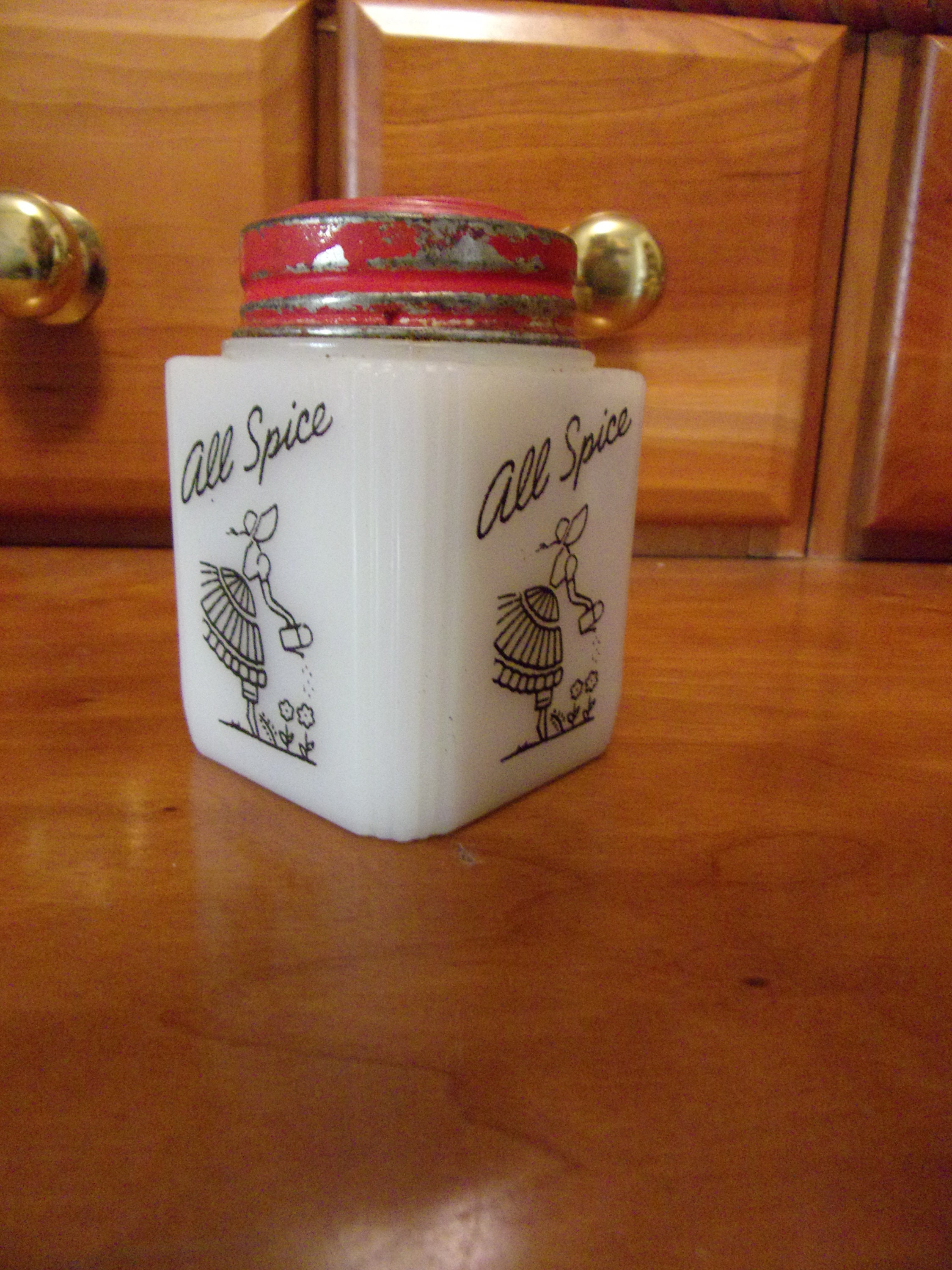 Mckee watering Can Lady Milk Glass Salt Pepper Flour Sugar Paprika Cinnamon  Small Shakers With Original Lids Set of 6 1940 Vintage 