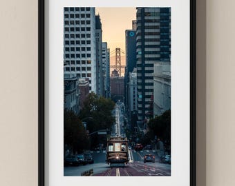 San Francisco Photo Poster: Cable Car climbing up a hill, California I Fine Art Print