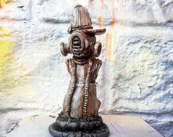 HOAKSER - Masked Graffiti Character Statue Resin Bust