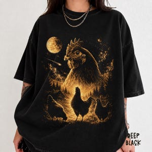 T-Shirt mit heulendem Huhn, Retro-Bauernhof-Hühner-Motiv, lustiges Vintage-Geflügel-Top, Tierbekleidung mit kosmischem Hahn, Sweatshirt aus den 90ern