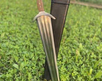 Réplica de la espada corta Cinquedea italiana del siglo XVI de Huntexpk Windlass