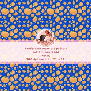 Könnte beinhalten: Ein nahtloses Muster mit orangefarbenen Pfirsich-Illustrationen auf blauem Grund mit weißen Punkten und Schnörkeln. Ein kreisförmiges Logo zeigt einen schwarz-braunen Hund mit einer roten Mohnblume und dem Text Darling Poppy Design. Der Text enthält handdrawn seamless pattern, instant download, NO AI, 300 dpi png file, 30,48 cm mal 30,48 cm.