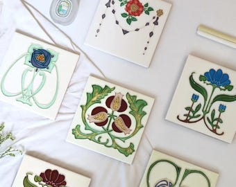 Niestandardowe wiktoriańskie ceramiczne płytki kwiatowe, dekoracja ścienna 6 x 6 cali (min. 10 szt.)