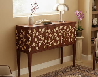 Aparador/Buffet Artesanal com Incrustações de Osso, Aparador com Estampa Floral Marrom, Mesa de Console de Madeira, Armário de Armazenamento Boho Chic, Hall de Entrada de Luxo