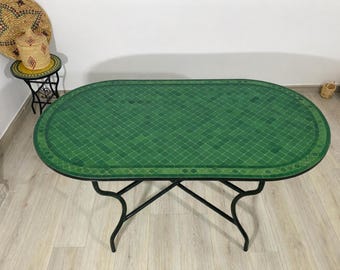 Mesa ovalada de comedor con mosaico hecho a mano en color verde esmeralda – Mesa con azulejos marroquíes Zellige – Mesa de exterior maciza para patio – Mesa de muebles artesanales