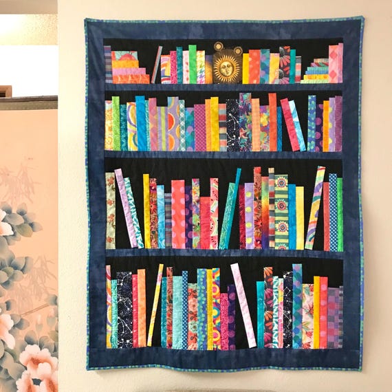SUMMER READING Book Lap Quilt, 36x46 Wall Tapestry