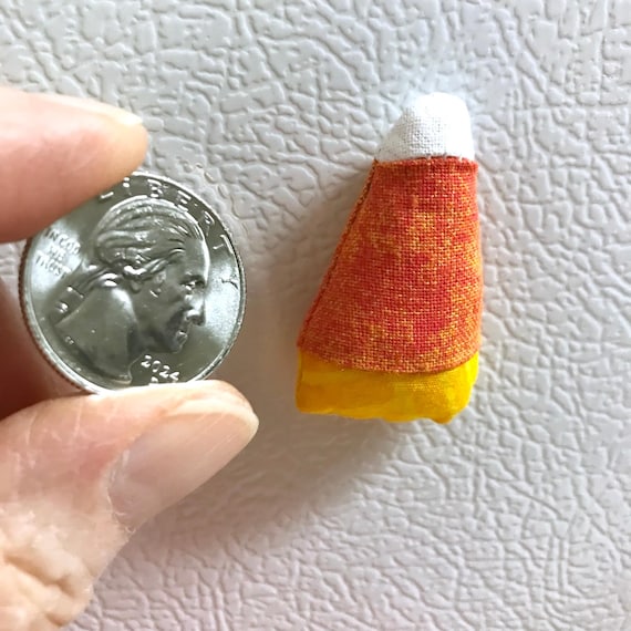 1 Candy Corn Magnet