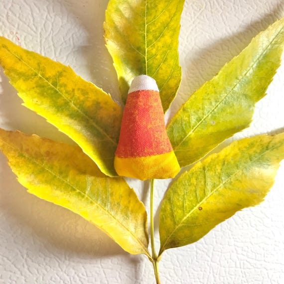 1 Candy Corn Magnet