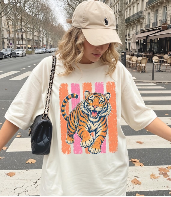 Tiger Comfort Colors Shirt, Easy Tiger T-Shirt, Tiger Graphic Tshirt, Retro Vintage Tiger Shirt, Preppy Tiger Gift, Cute Animal Print Tee