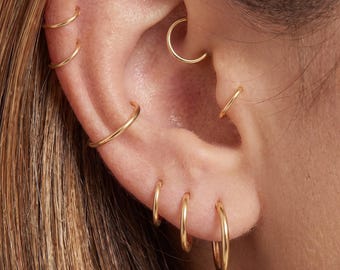 316L Stainless Steel Hoop Earrings, Minimalist Huggie Hoops, Gold Silver Black Earrings, Small Stacking Hoops, Everyday Jewelry