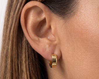 Gold Hoop Earrings, Chunky Huggie Hoop Earrings, Stainless Steel Huggie Earring, Small Everyday Hoops