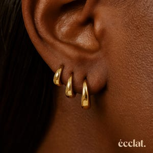 Chunky Huggie Hoop Earrings, 18k Gold Plated Hoop Earrings, Oval Hoop Earrings, Minimalist Huggie Hoop Earrings, Tiny Gold Hoop Earrings image 2