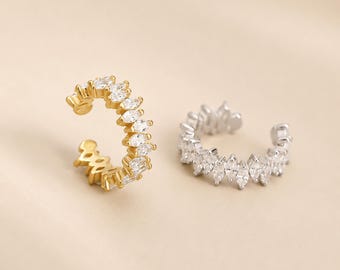 ゴールドマーキーズイヤーカフ、フェイクコンクピアス、ピアス不要ジュエリー