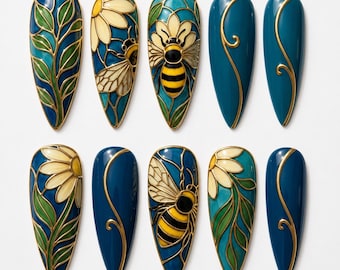 Teal Stained Glass | Bee Floral Almond Nails