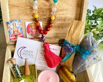 Ganesha Meditation Gift Box Remove Obstacles. 12 pcs 7 Chakras healing kit: mala, natural stones, stamps, inciense, candle & more!