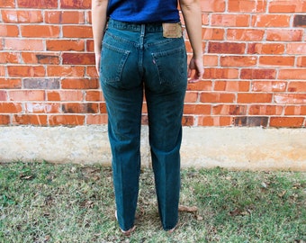 dark green levis 501