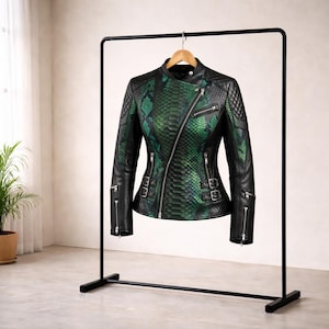 Leren damesjack met slangenleerpatroon | Slim-fit motorjas voor motorrijders