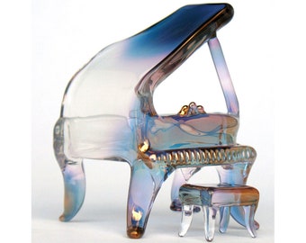 Piano Grand Figurine of Hand Blown Glass and 24K Gold