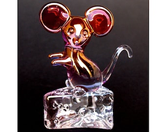 Mouse and Cheese Figurine Hand Blown Glass Gold Crystal