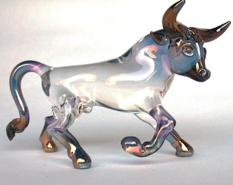 Bull Figurine of Hand Blown Glass with 24K Gold