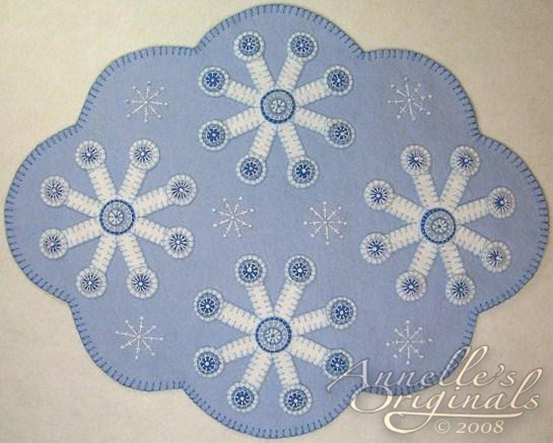 Christmas Winter Snowflakes Penny Rug Candle Mat Wool Applique PATTERN ...
