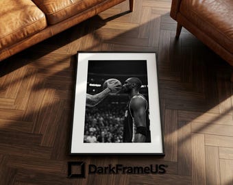 Póster de Kobe Bryant / Arte mural de baloncesto en blanco y negro / Foto "Mamba Mentality" / Impresión en papel mate / Decoración para sala deportiva