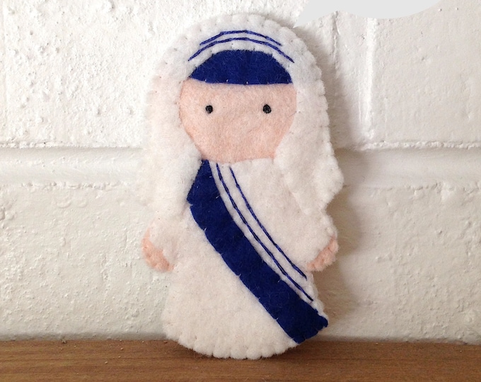 Saint Mother Teresa of Calcutta Finger Puppet Doll Ornament PDF Pattern Catholic Toy DIY
