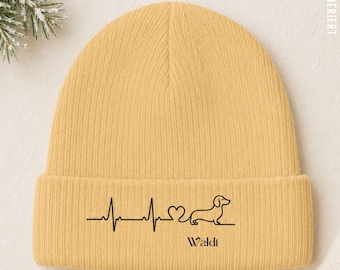 Personalized Dog Beanie with Name | Dog Hat with Heartbeat | Gift for Dog Lovers | Personalized Dachshund Winter Hat