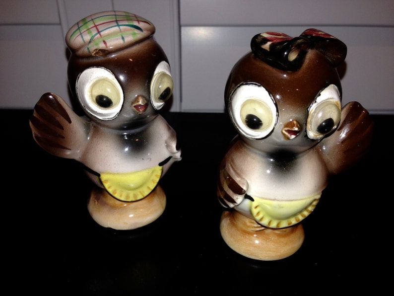 Adorable owl Googly eye Set of Salt and pepper shakers japan image 4