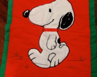 Snoopy Vintage machine quilted applique wall hanging