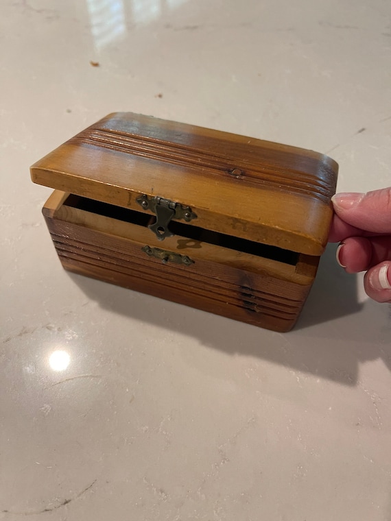 Cedar Box vintage souvenir box top treasure chest
