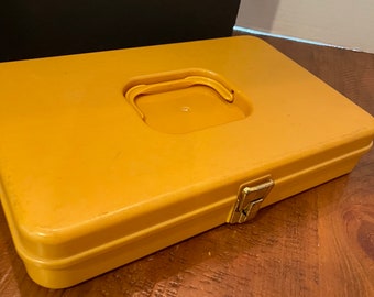 Vintage case Wil-hold Sewing Box gold yellow Plastic Sewing Box retro look for that swanky cottage art room or mid century space