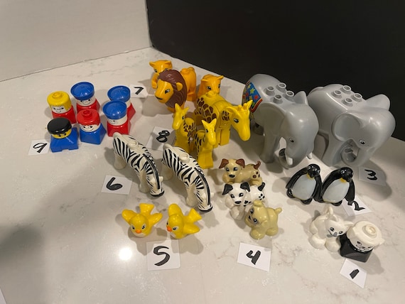 Duplo Animal Pairs Zoo Circus Elephant Zebra Penguin Lion Bird Dog 