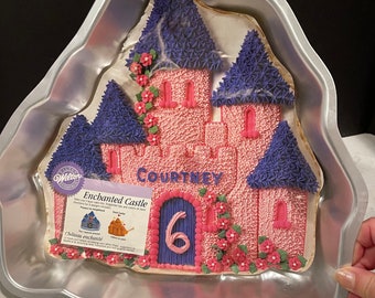 Vintage Wilton Enchanted Fairytale Castle Princess Form Cake Pan