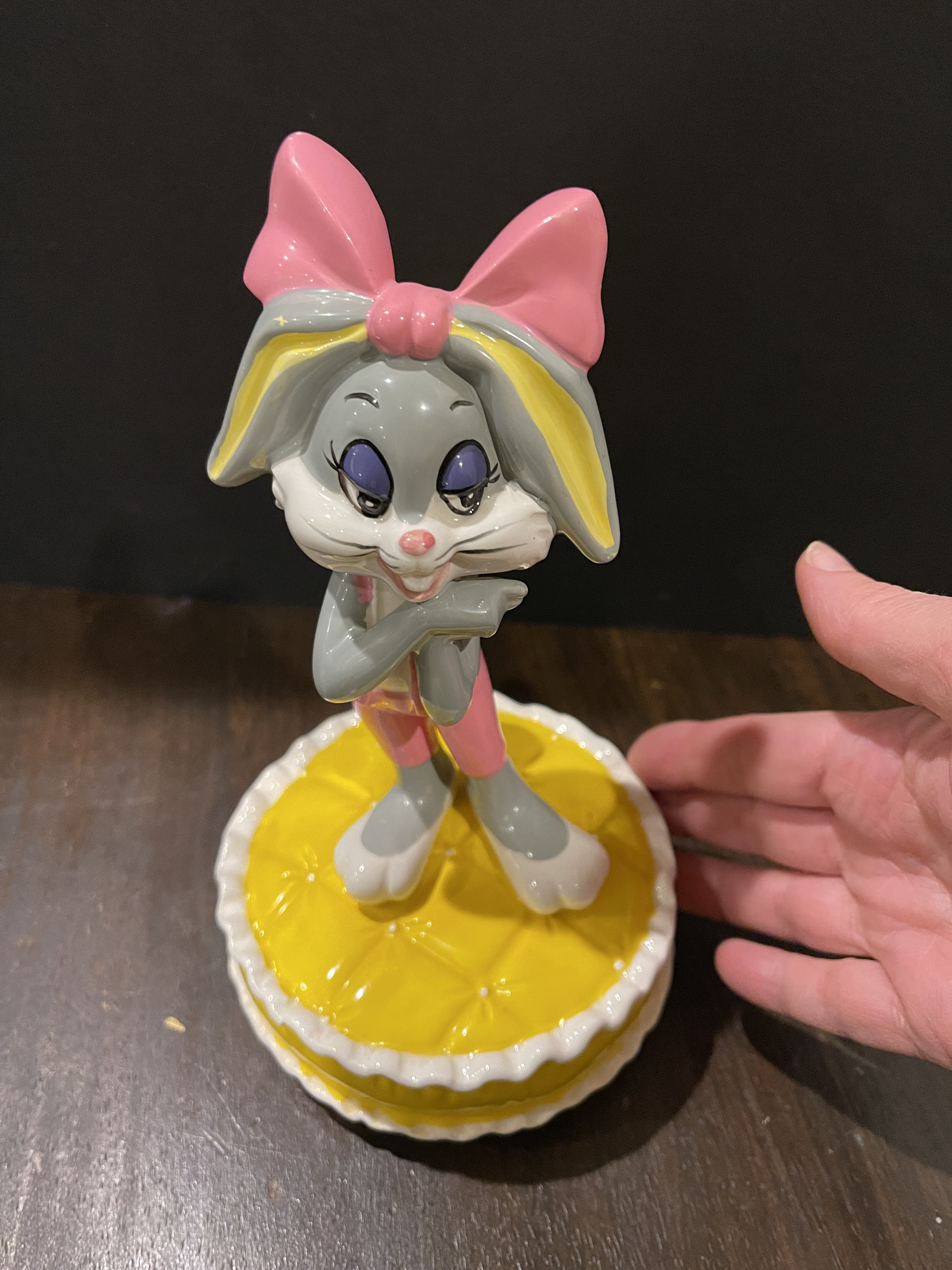 Vintage Bugs Bunny Girlfriend Honey Bunny Music Box - Etsy