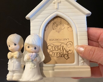 Vintage 1981 Precious Moments Wedding Picture Frame Figurine  Bride Groom