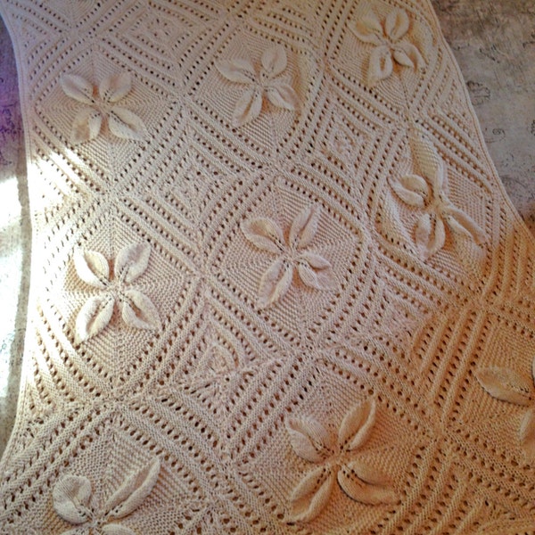 Fisherman Knit  Afghan blanket Cream colored star pattern hand done vintage