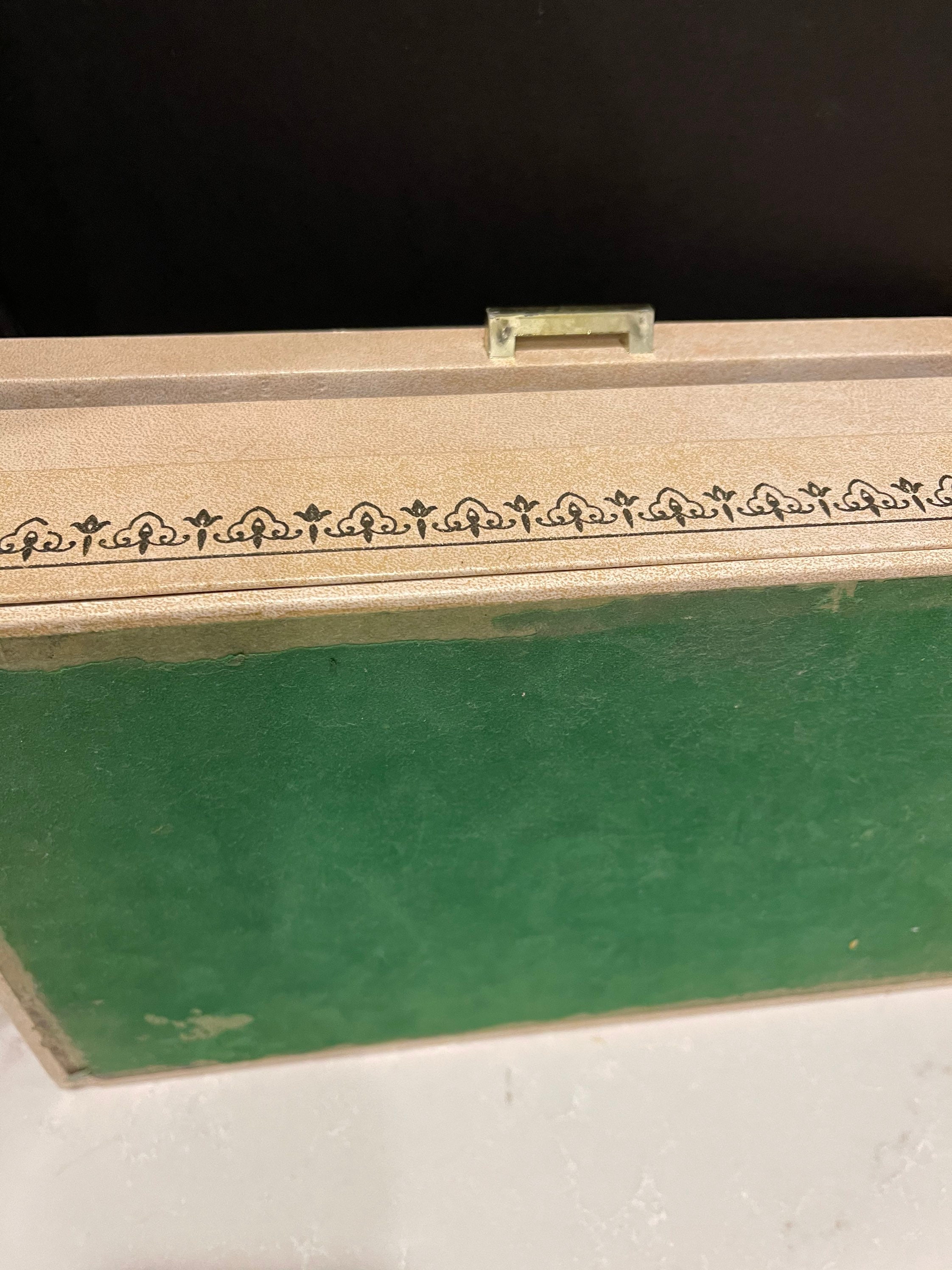 Cream Jewelry Box From the 50s Vintage Charm Blue Velvet Etsy