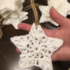 4 1/2” crocheted star Christmas ornament gift tag country decor white free shipping