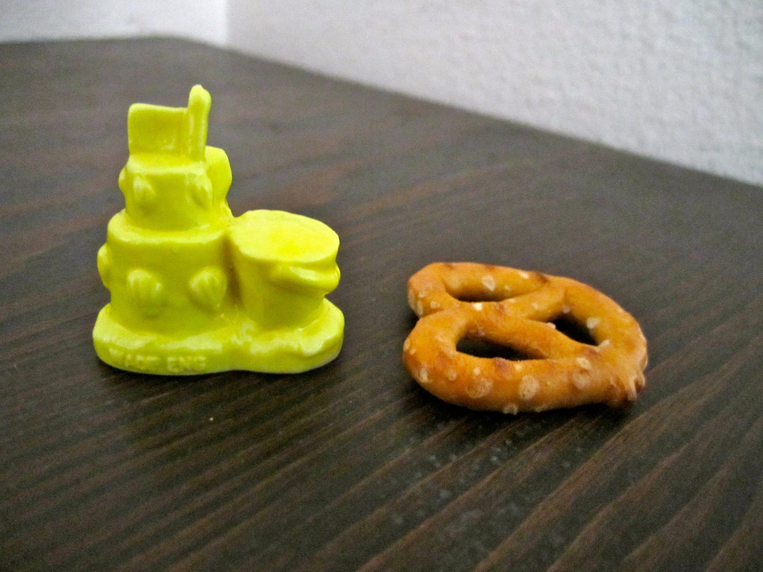 Miniature Yellow Sand Castle With Bucket Figurine Wade England Etsy