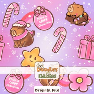 Könnte beinhalten: Ein digitales Muster mit braunen Capybaras in rosa Wintermützen und Schals, rosa Zuckerstangen, gelben Sternen, rosa Geschenken und rosa Weihnachtskugeln mit dem Text Have a Cappy Christmas auf einem hellvioletten Hintergrund.