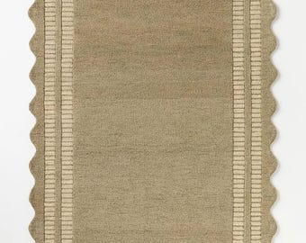Modern Scalloped Fine Wool Loop Pile Green & White Vintage Large Area Carpet