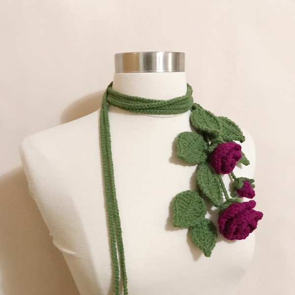 SALE/Unique Crochet Rose Bouquet Lariat, Crochet Lariat, Crochet Flower Lariat, Crochet Leaf Green Boysenberry Necklace, Original, Sornja