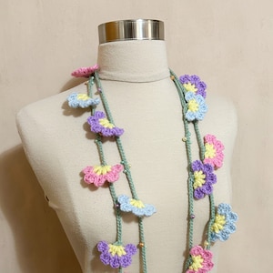 SALE-SALE-Crochet Multicolored Flower Lariat, Crochet Flower Necklace, Crochet Flower Necklace with Glass Beads, Crochet Lariat