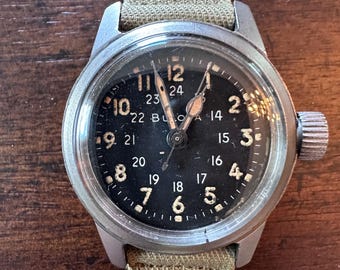 Bulova Vintage Military US Issue, hacking field watch, manual wind, working, org strap