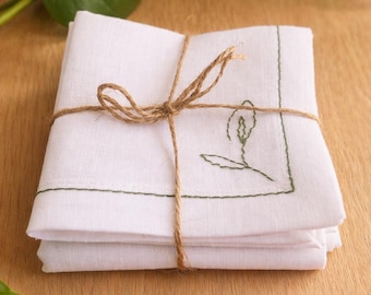 Botanical Linen Cocktail Napkins Set of 2 or 4, White Linen Napkins with Green Embroidery, Small Linen Napkins 20x20 cm, Natural Table Decor