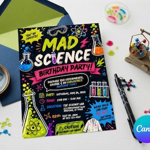 Pode incluir: Um cartão de convite retangular para uma festa de aniversário de ciência maluca com fundo preto, apresentando ilustrações coloridas de béqueres, tubos de ensaio, óculos de proteção e átomos. O texto inclui detalhes sobre a festa.