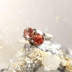 Oregon Sunstone Ring - 2 stone Ring - Medium Red Sunstone- Pink schiller Sunstone Ring - Sterling Silver Ring - #28 sz 4.5