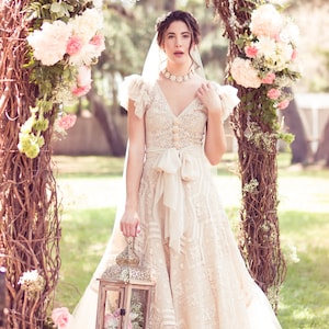 Antique Beige Lace & Tulle Wedding Dress image 1