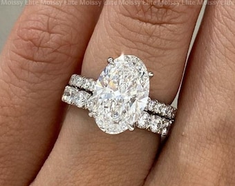 Anillo de compromiso de moissanita ovalada de 3 quilates con banda de diamantes para mujer en oro macizo de 14 quilates, disponible en oro blanco y oro rosa.